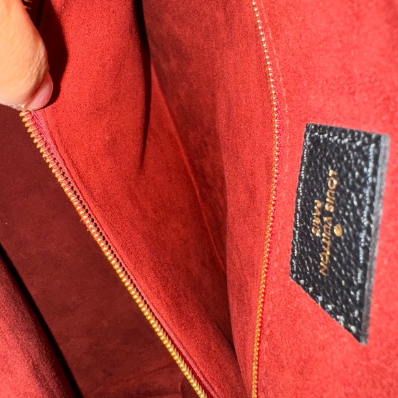 Louis Vuitton Grand Palais - Picture 9 of 13